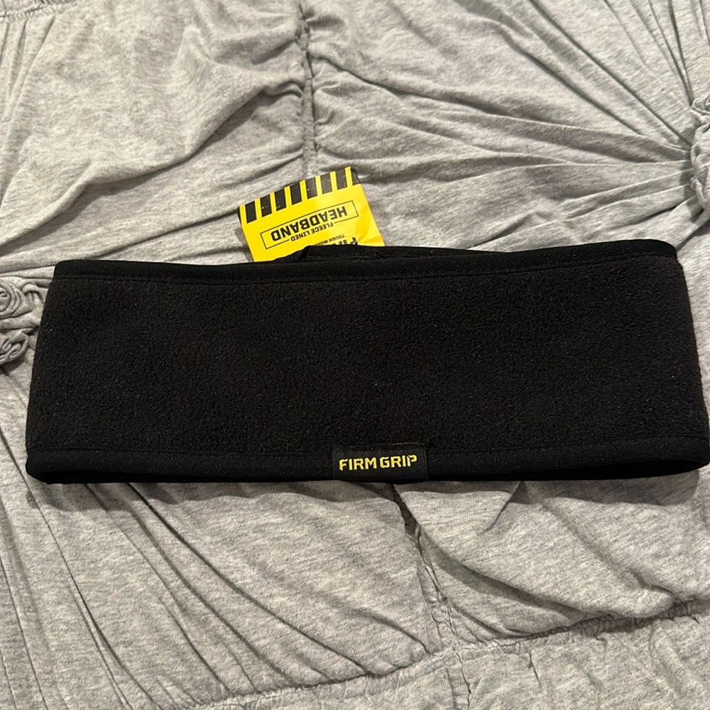 NWT Firm Grip fleece headband